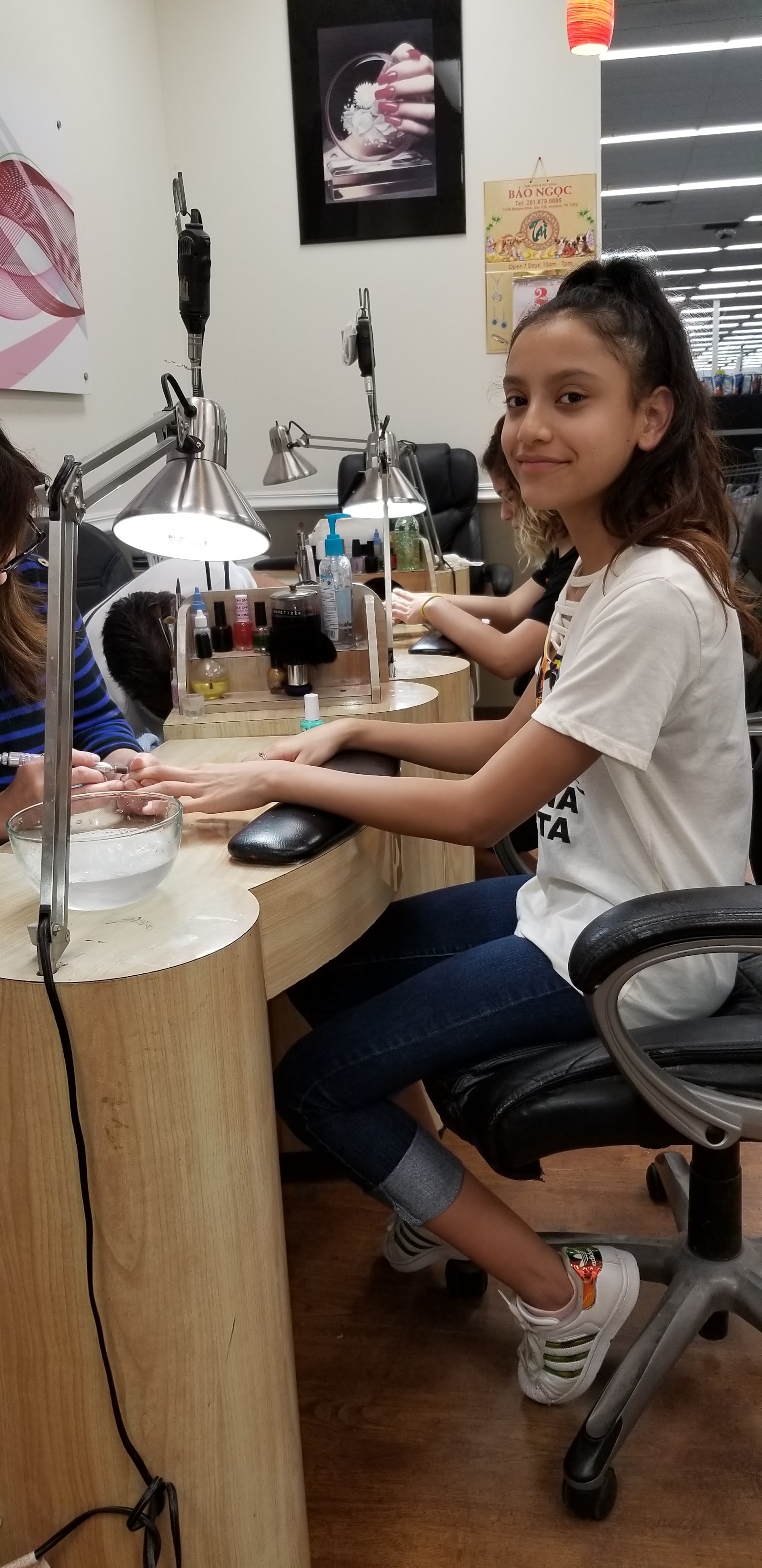 Chloe Nails nail photo 5